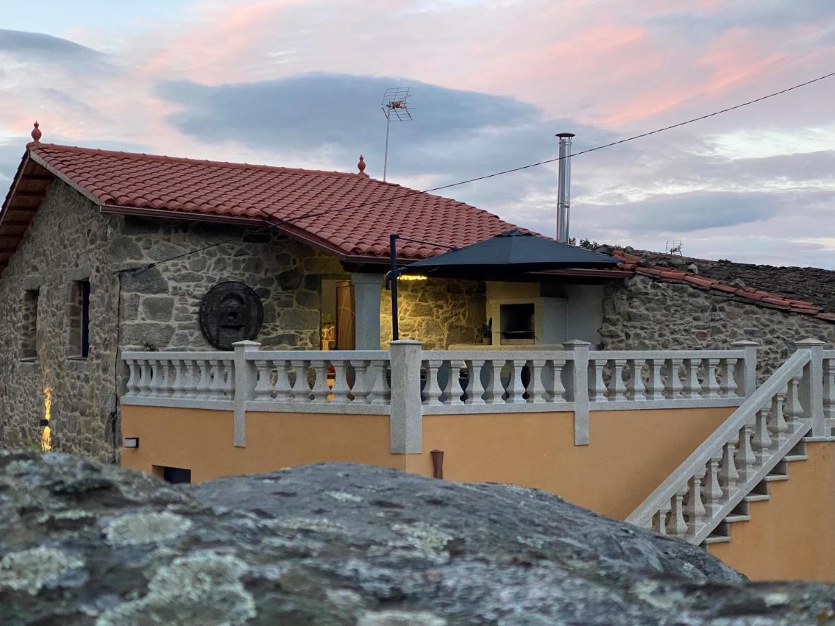 As Penedas, Casa Dos Arcos Sober Exteriör bild